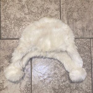 *Out of stock* GAP Kids White Faux Fur Hat
